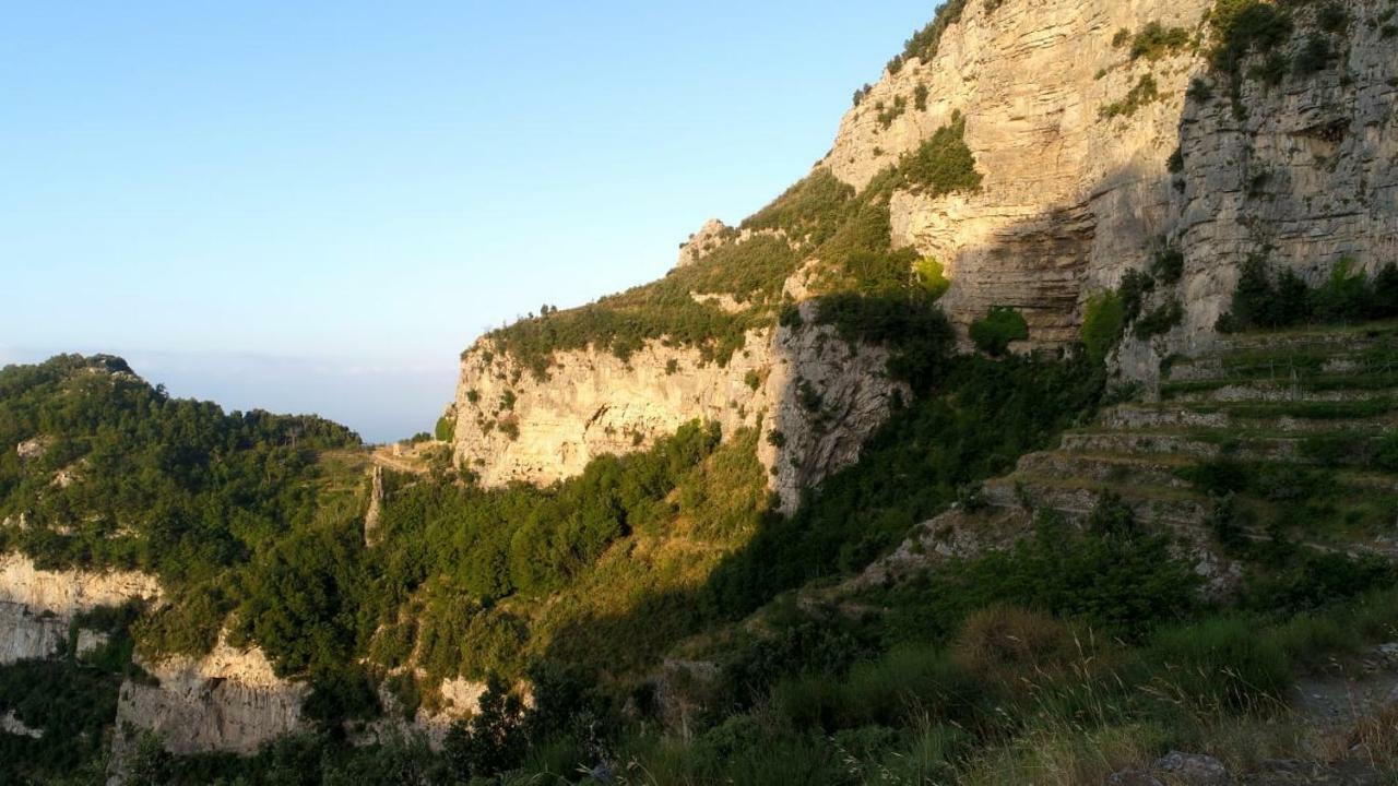 Coastal Cliff, Amalfi Apartment Pianillo Luaran gambar