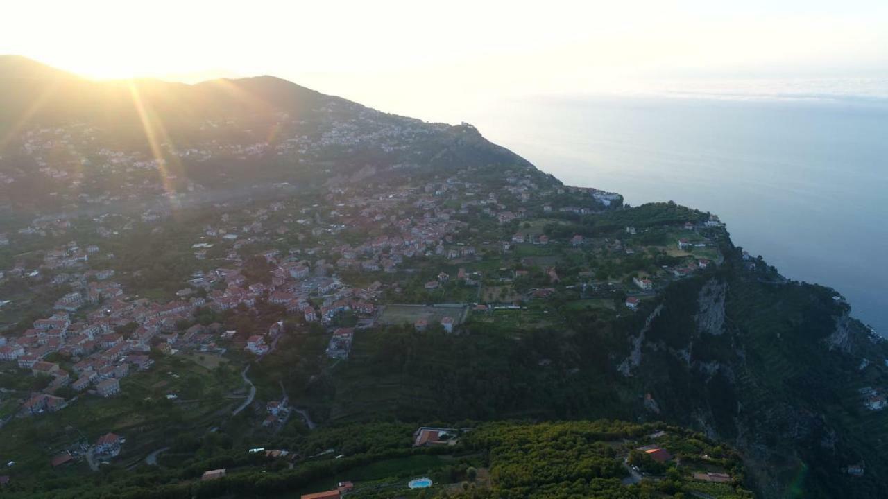 Coastal Cliff, Amalfi Apartment Pianillo Luaran gambar